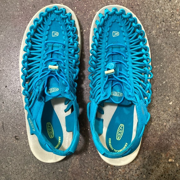 Keen Blue Woven Sandals - Picture 3 of 4